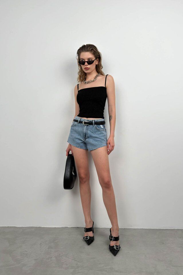 Askı Detay Parlak Triko Bluz