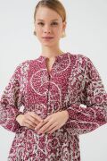 2423 Otantik Desenli Tesettür Elbise - E. Fuşya