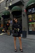 KAPİTONE CROP CEKET - ETEK TAKIM ARMA DETAYLI - Siyah