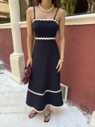 Askılı Uzun Şerit Detaylı Şık Ve Rahat Elbise - Lacivert