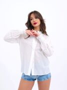 6823 GÖMLEK-EKRU