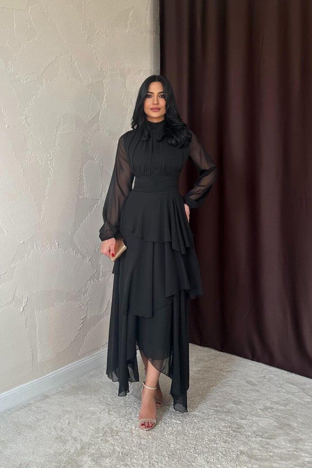 Siyah Bel Detaylı Elbise