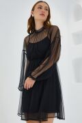 Siyah Tül Detaylı Mini Elbise 2485