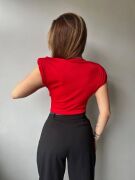 Kadın V Yaka Vatka Detay Kolsuz Dökümlü Bluz