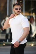 Erkek Yakası Fermuarlı Kısa Kollu T-shirt